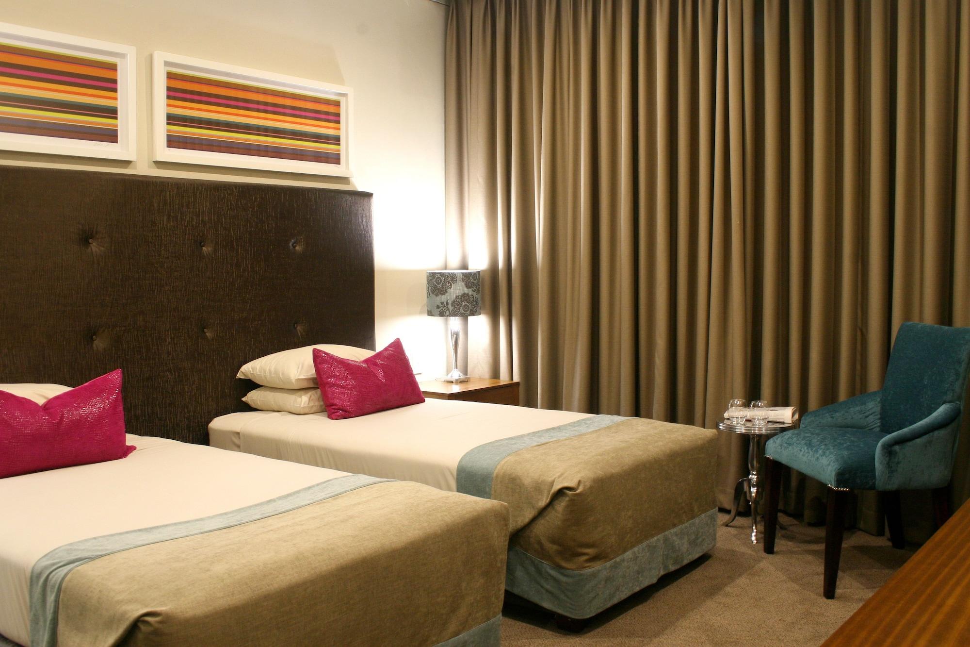 Apollo Hotel Johannesburg Exterior photo