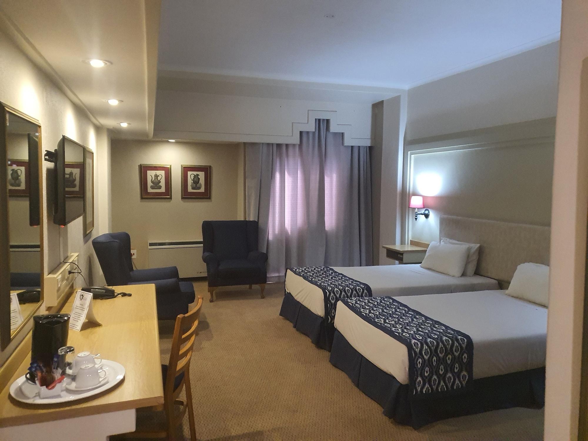 Apollo Hotel Johannesburg Exterior photo