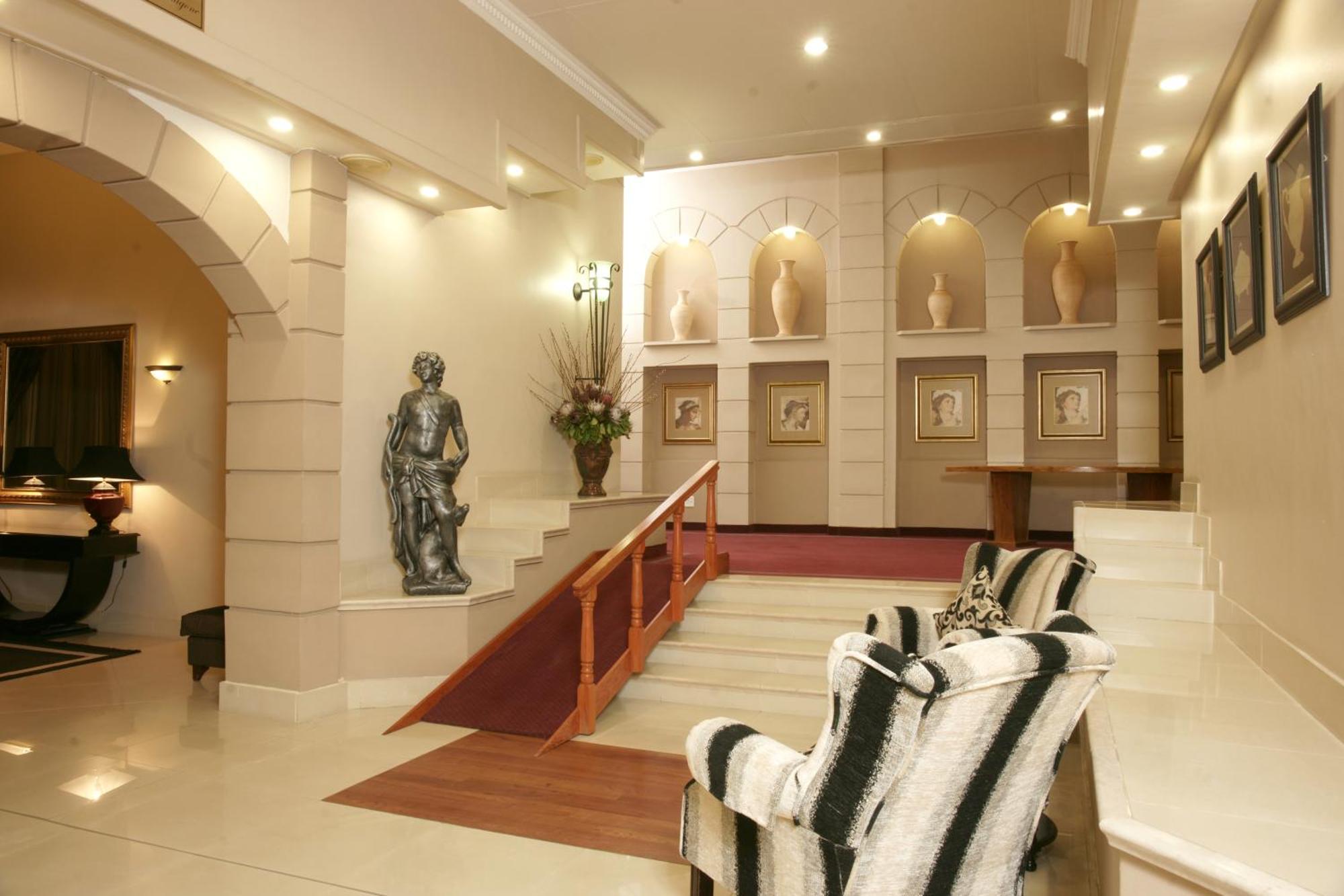 Apollo Hotel Johannesburg Interior photo